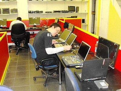 Laptop Repairs Centre
